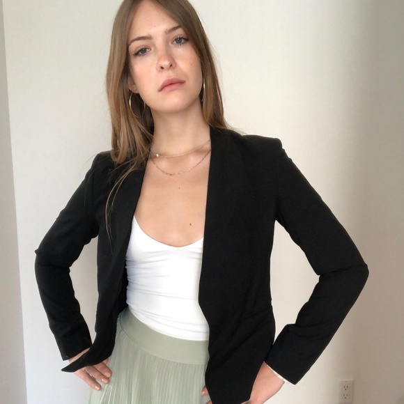 Theory classic black blazer in very good condition - Picture 2 of 4